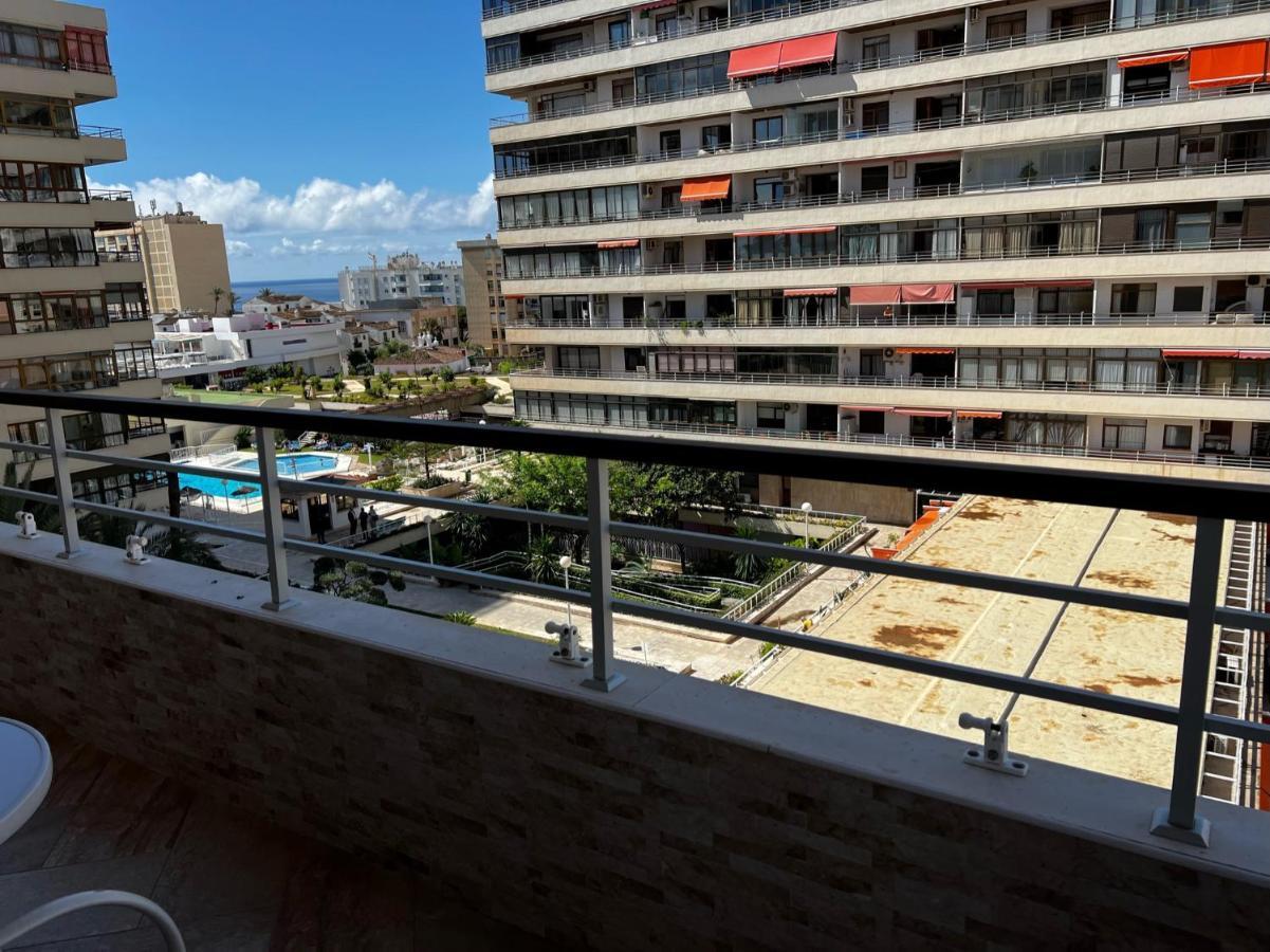 Modern Apartment In La Nogalera Torremolinos Exterior photo