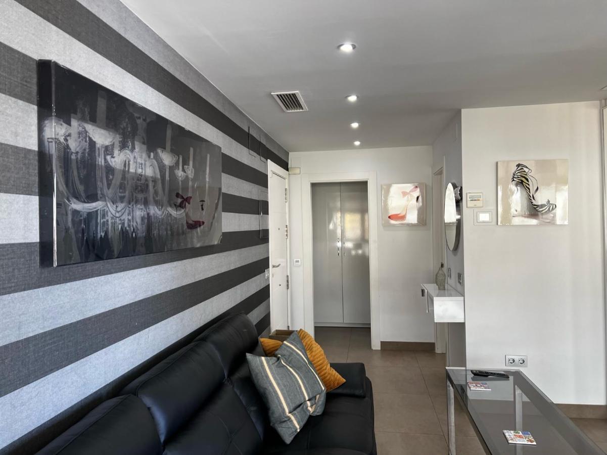 Modern Apartment In La Nogalera Torremolinos Exterior photo