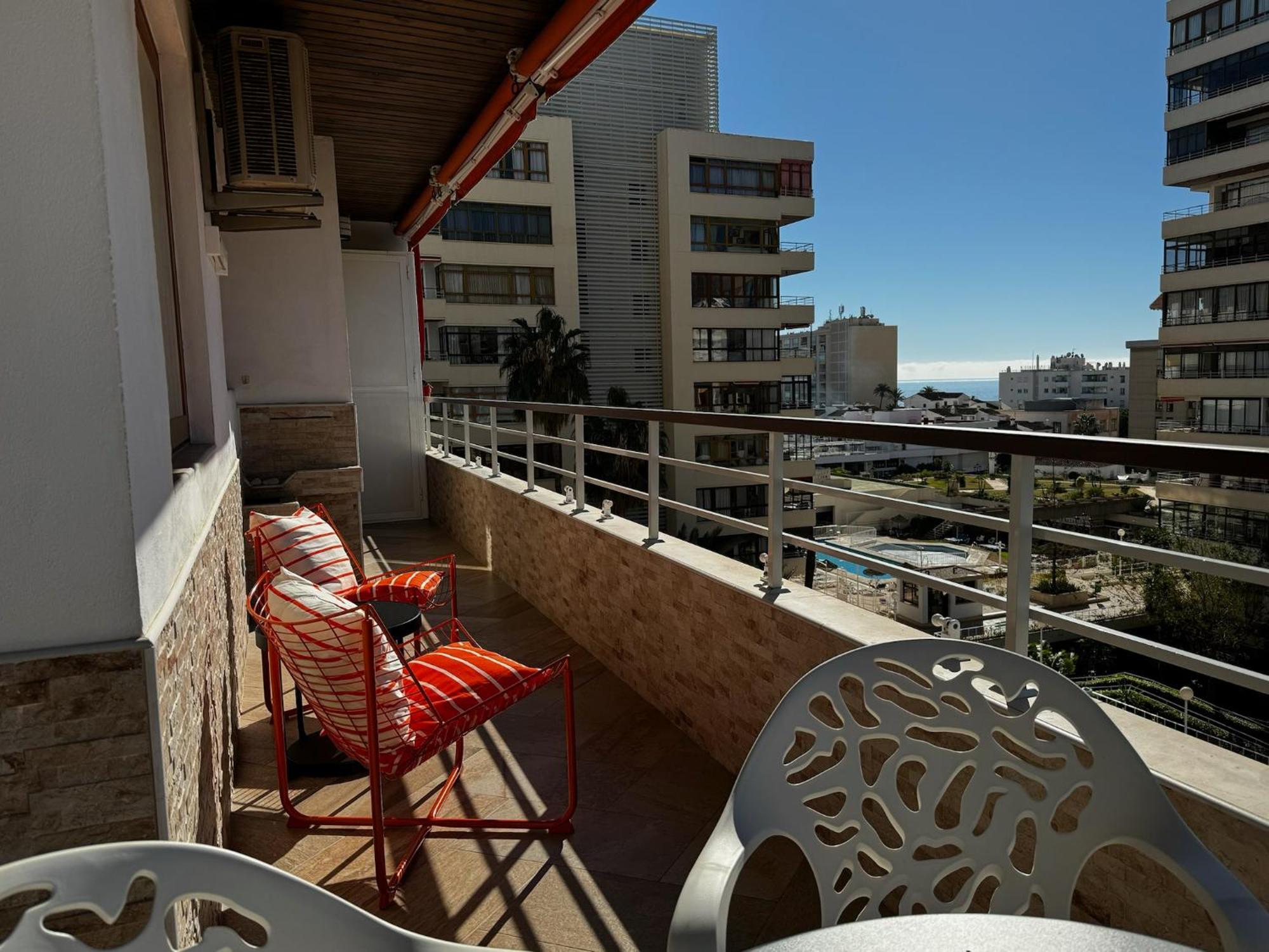 Modern Apartment In La Nogalera Torremolinos Exterior photo