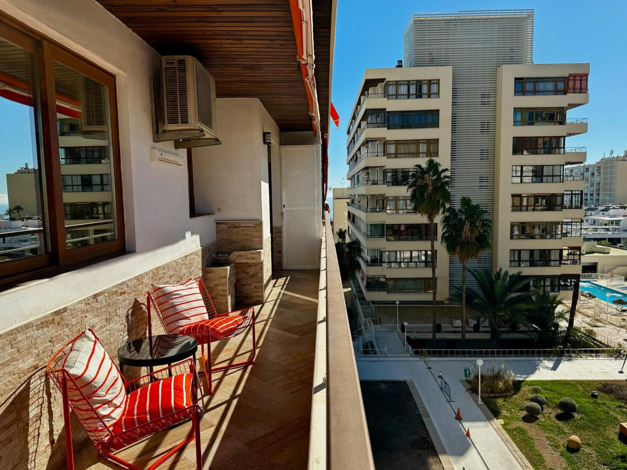 Modern Apartment In La Nogalera Torremolinos Exterior photo
